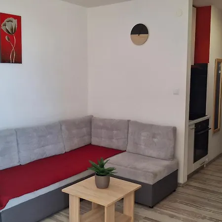 Maris Apartman *